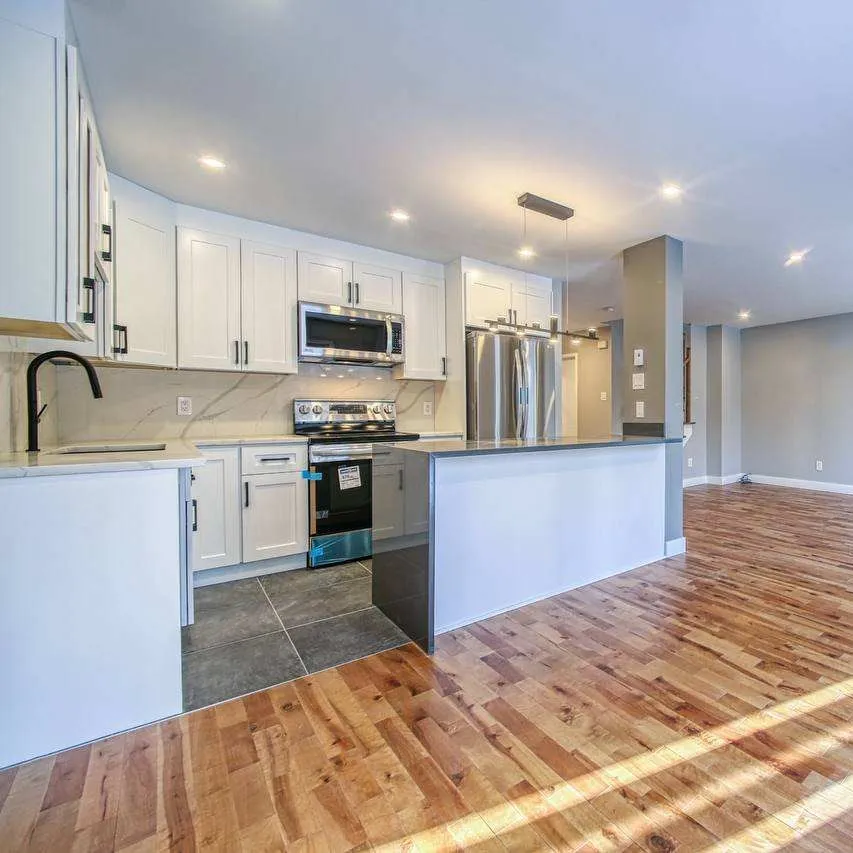 Cabinet Refacing & Upgrades